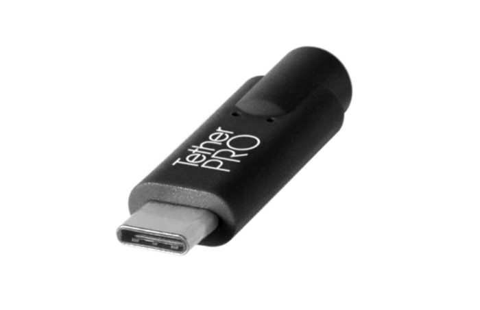 CUC3315 BLK TetherPro USB C to 3.0 Micro B 15 BLK tip angle 1